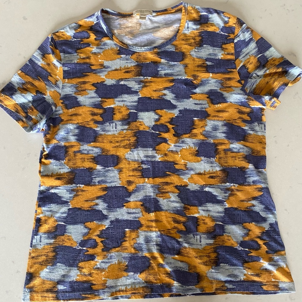 Like new size large Burberry multi-color tee